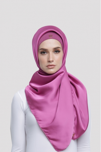 SATIN SILK SQUARE - FUSCHIA ROSE SATIN SILK SQUARE - FUSCHIA ROSE